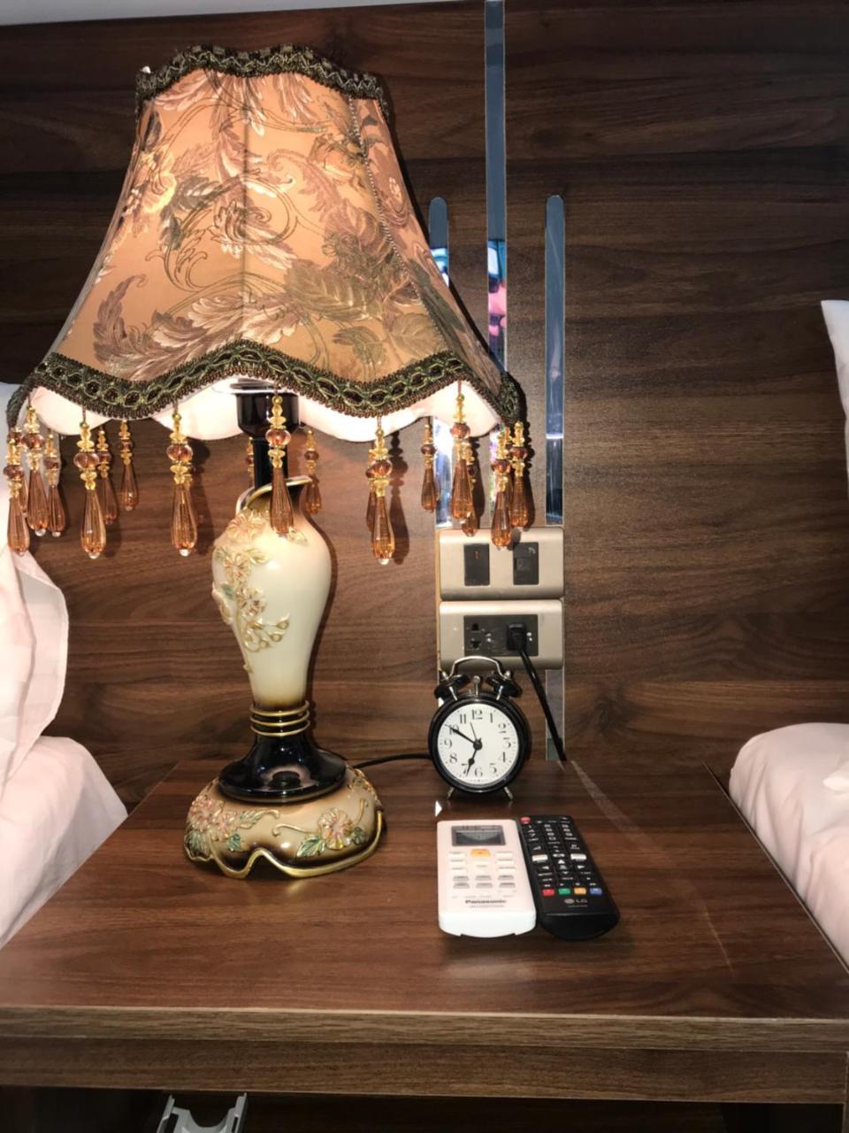 נין בין Rio Hotel מראה חיצוני תמונה